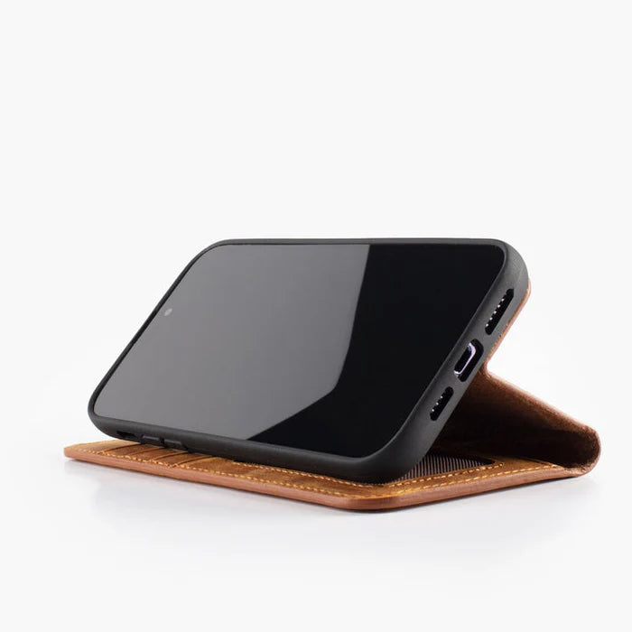 Wachikopa 2-in-1 Premium Echtleder Hülle für iPhone 16 – Abnehmbare Wallet Case
