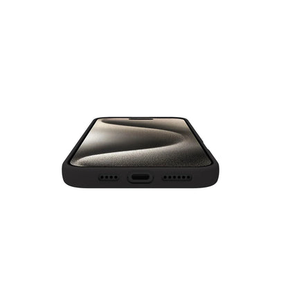 Celly Soft-Touch Cover für iPhone 16 Plus – Schwarz, schlicht & sicher